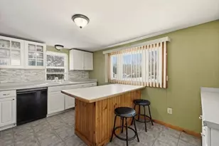 1 Campbell Ct, Taunton, MA 02718 - Photo 7