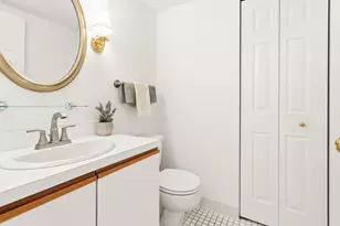 200 Ledgewood Dr, Stoneham, MA 02180 - Photo 21