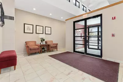 200 Ledgewood Dr #601, Stoneham, MA 02180 - Photo 3