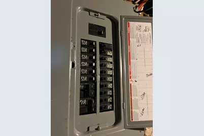 48 Lake St, Webster, MA 01570 - Photo 11