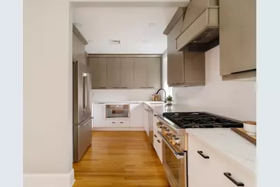 129 N Washington St #3, Boston, MA 02113 - Photo 3