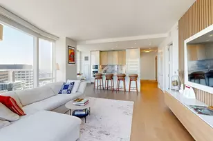 240 Devonshire St, Boston, MA 02110 - Photo 3