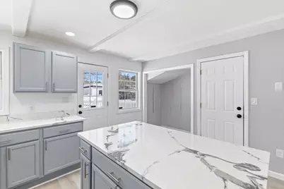 360 Marshall St, Tewksbury, MA 01876 - Photo 15