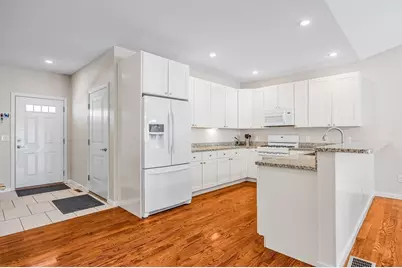 111 Daniel Shays Highway #37, Belchertown, MA 01007 - Photo 3