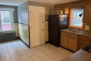 610 Killingly, Johnston, RI 02919 - Photo 7