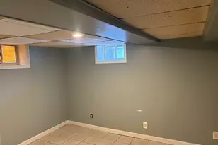 610 Killingly, Johnston, RI 02919 - Photo 3