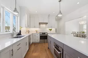 139 Fairwood Dr, Hanson, MA 02341 - Photo 5