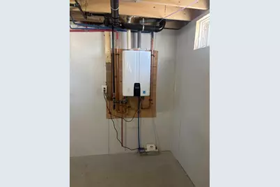 106 Almira, Springfield, MA 01119 - Photo 31