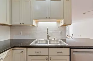 10 Crowninshield St, Peabody, MA 01960 - Photo 13