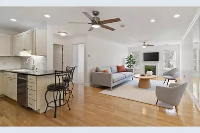 10 Crowninshield St #303, Peabody, MA 01960 - Photo 7