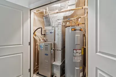 10 Crowninshield St #303, Peabody, MA 01960 - Photo 25