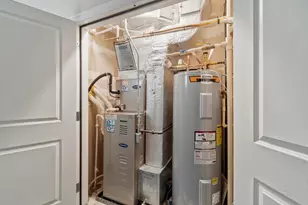 10 Crowninshield St, Peabody, MA 01960 - Photo 25