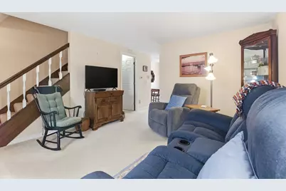 47 Corey Colonial #47, Agawam, MA 01001 - Photo 3