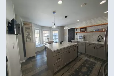 13 Whitelock St, New Bedford, MA 02745 - Photo 15