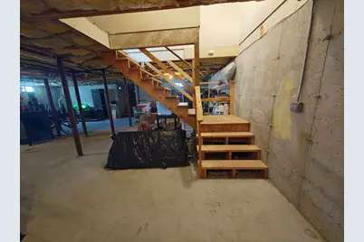 13 Whitelock St, New Bedford, MA 02745 - Photo 37