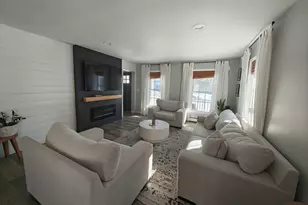 13 Whitelock St, New Bedford, MA 02745 - Photo 9