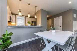 4945 Washington, Boston, MA 02132 - Photo 7