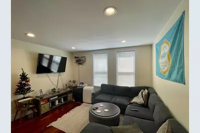 143 L St #3, Boston, MA 02127 - Photo 3