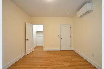 877 Beacon St #2, Boston, MA 02215 - Photo 9