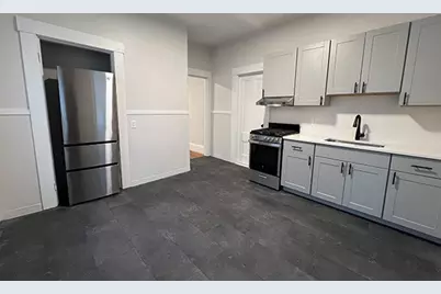 23 Maple St #1R, Waltham, MA 02453 - Photo 7