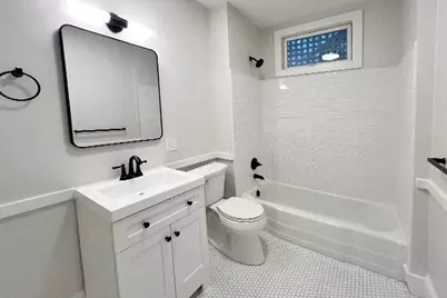 23 Maple St #1R, Waltham, MA 02453 - Photo 5