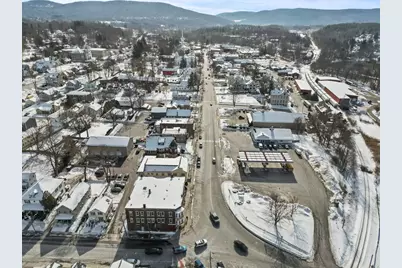 131 Center St, Lee, MA 01238 - Photo 37