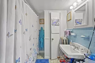 131 Center St, Lee, MA 01238 - Photo 13