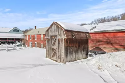 131 Center St, Lee, MA 01238 - Photo 29