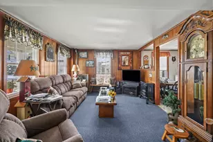 131 Center St, Lee, MA 01238 - Photo 5