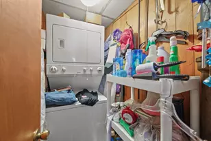 131 Center St, Lee, MA 01238 - Photo 9