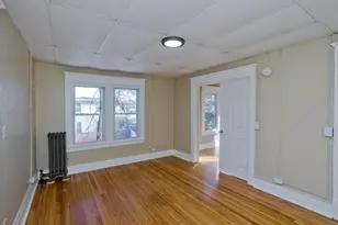 1196 Grattan, Chicopee, MA 01013 - Photo 9