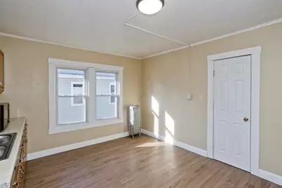 1196 Grattan #3L, Chicopee, MA 01013 - Photo 5