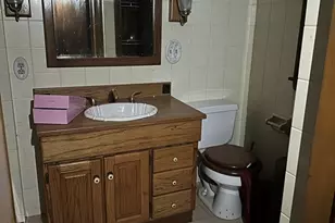 107 N Leyden St, Brockton, MA 02302 - Photo 25