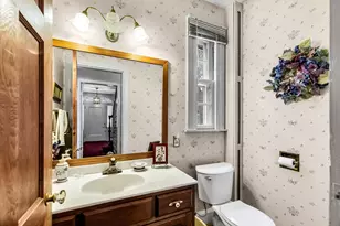 154 Madison Ave, Holyoke, MA 01040 - Photo 21