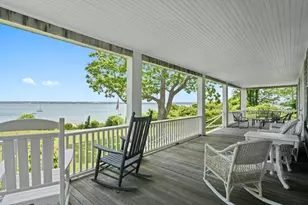 33 Goethals Way, Tisbury, MA 02568 - Photo 5