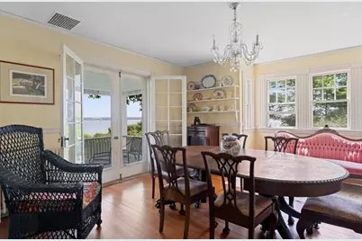 33 Goethals Way, Tisbury, MA 02568 - Photo 9