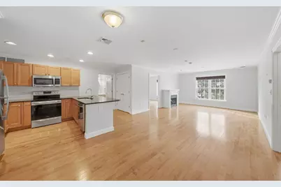 8 Crowninshield Street #410, Peabody, MA 01960 - Photo 5