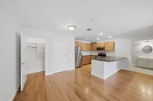 8 Crowninshield St, Peabody, MA 01960 - Photo 7