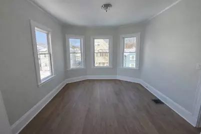 21 Davis Rd #2, Belmont, MA 02478 - Photo 3