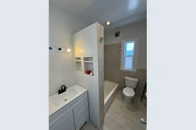 21 Davis Rd #2, Belmont, MA 02478 - Photo 5