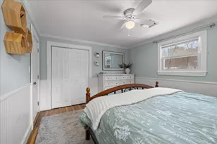 269 Concord St, Holliston, MA 01746 - Photo 25