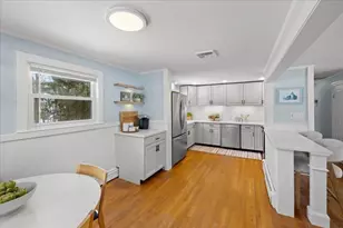 269 Concord St, Holliston, MA 01746 - Photo 17