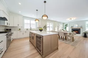 3 Vale St, Natick, MA 01760 - Photo 11