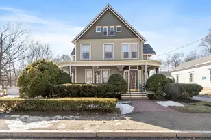 741 Salem St, Lynnfield, MA 01940 - Photo 1