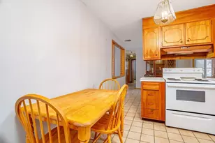 34 Robin Rd, Worcester, MA 01604 - Photo 17