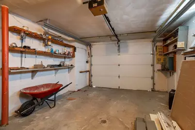 34 Robin Rd, Worcester, MA 01604 - Photo 31