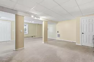 4 Pioneer Dr, Palmer, MA 01069 - Photo 33