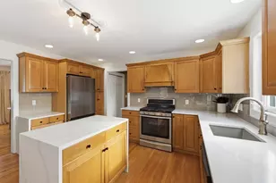 4 Pioneer Dr, Palmer, MA 01069 - Photo 7