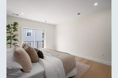 106-108 Bunker Hill St #4P, Boston, MA 02129 - Photo 23