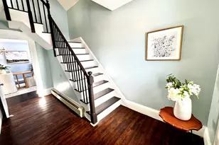 1232 Middleboro Ave, Taunton, MA 02718 - Photo 15